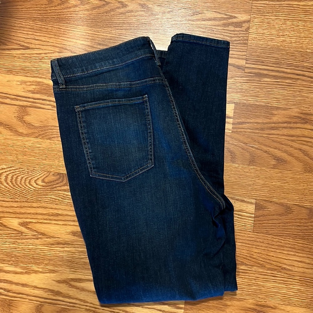 NWOT- SO SUPER HIGH RISE BUTTON FLY JEGGINGS
